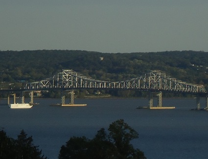 Photo: Tappan Zee Bridge from Oak Hill cemetery in Nyack, October 2010. Credit: Dave Zornow
