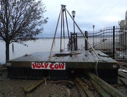 Hurricane Sandy NyackBoatClubHolyCow201210
